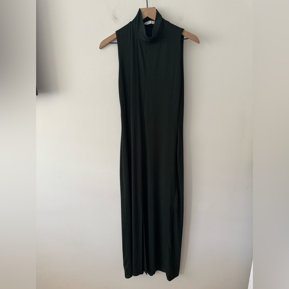 Reformation Dresses & Skirts - Reformation Sleeveless Turtleneck Maxi Dress in Forest Green Medium